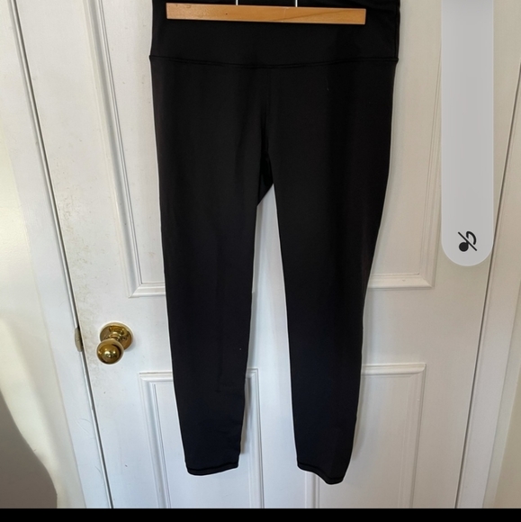 VICTORIA’S Secret - Picture 5 of 5